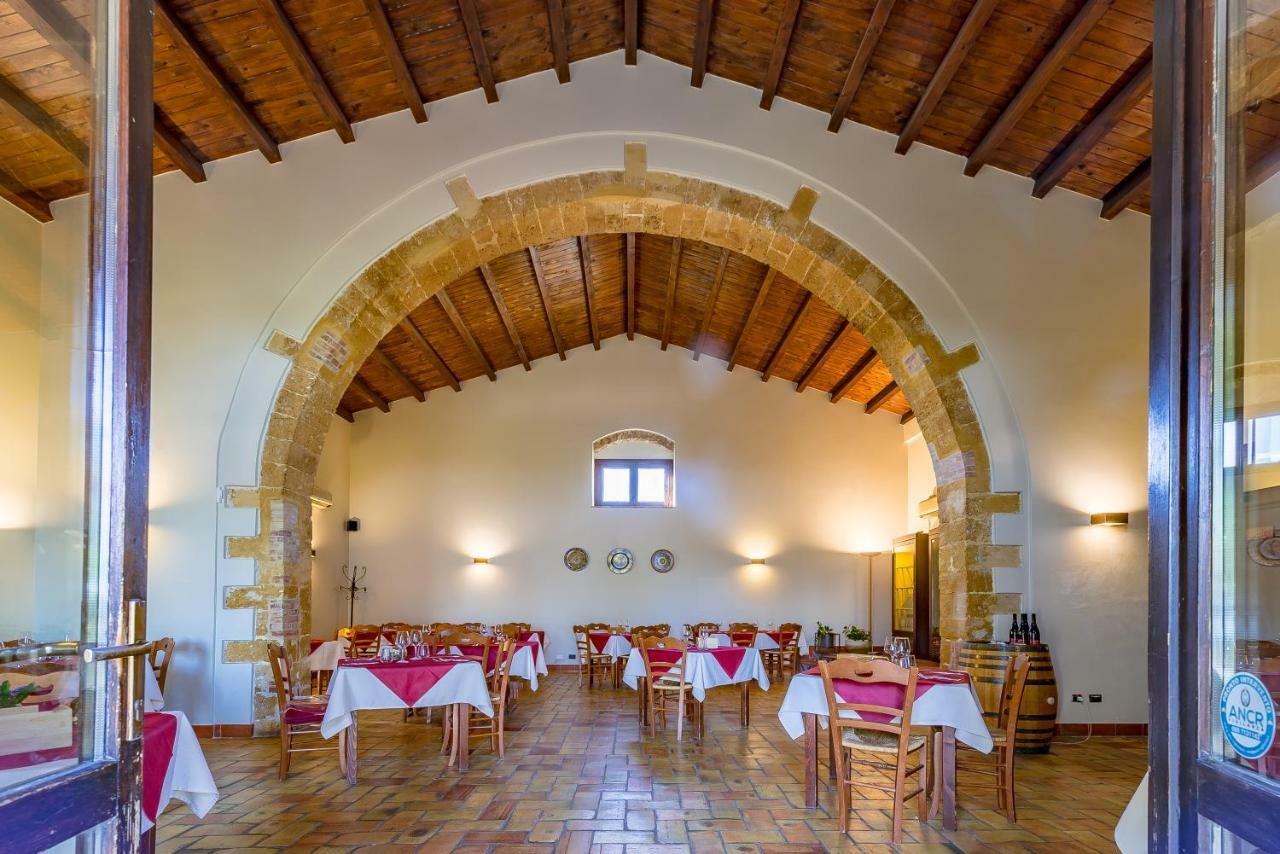 Agriturismo Tenuta Stoccatello Menfi Bagian luar foto